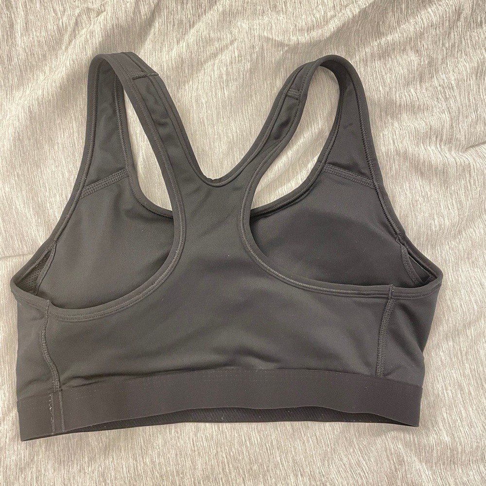 Nike Padded Black Sports Bra M - Picture 2 of 3